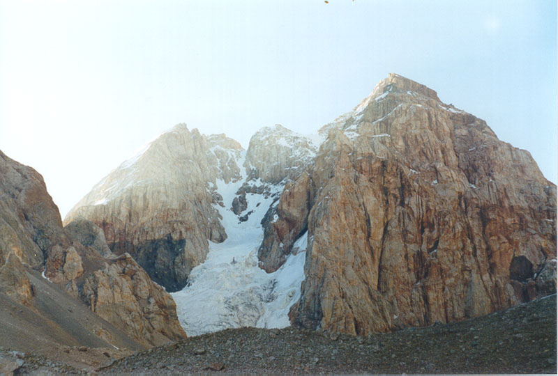 image20.JPG (99116 bytes)